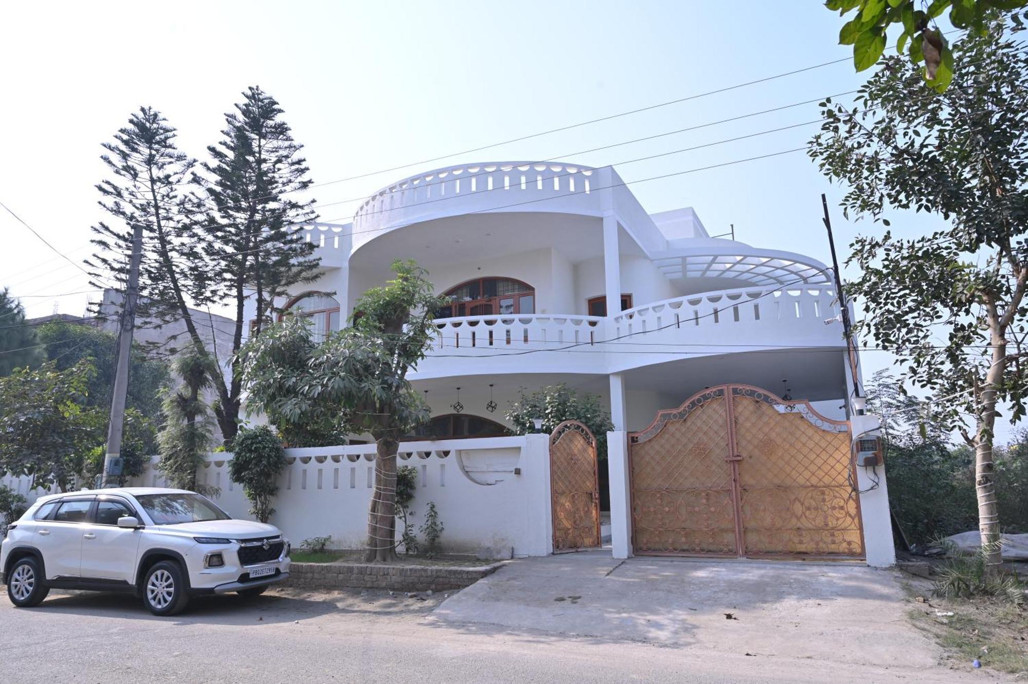 Paradise Island Amritsar Exterior foto